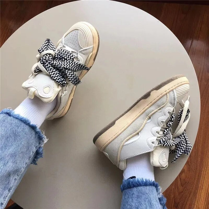 Unisex Casual Lace-up Sneakers