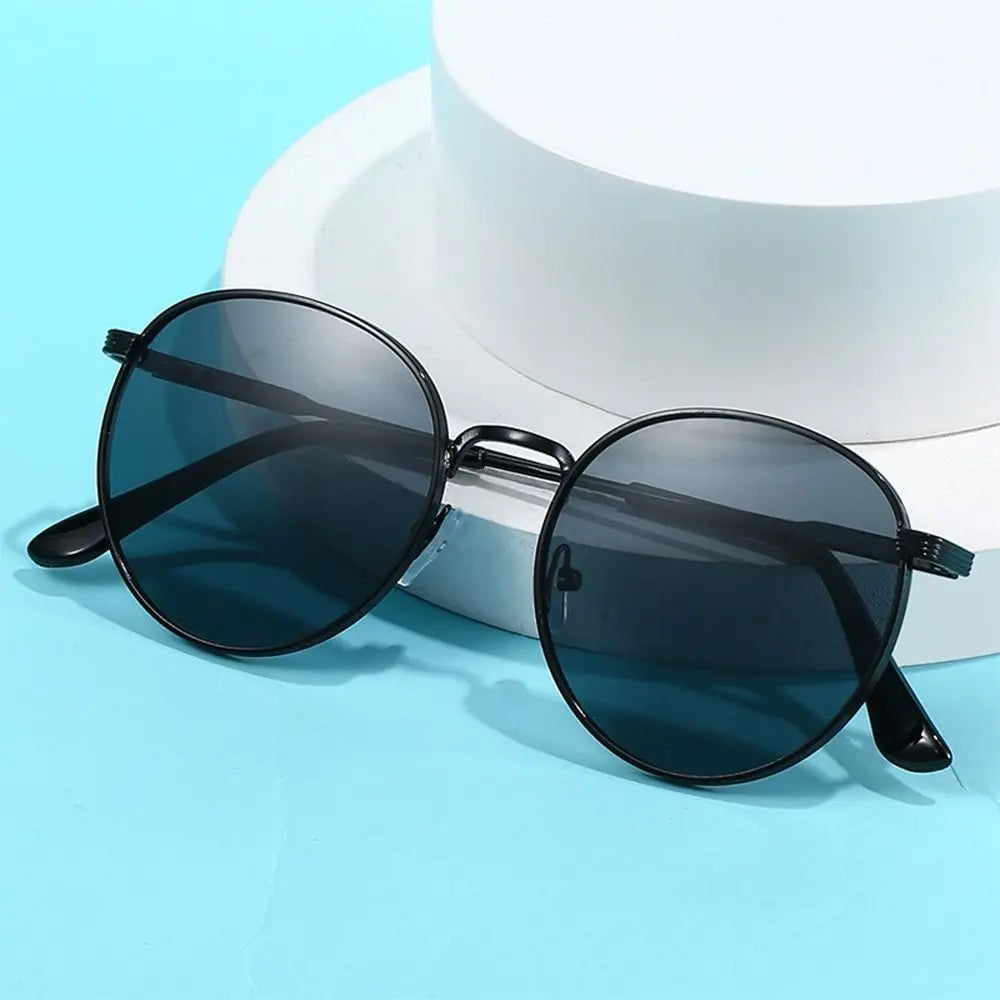 Unisex Vintage Round Sunglasses